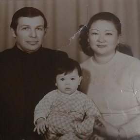 Фотография "1985. Владивосток. Крещение Саши - нашей маленькой Кимули."