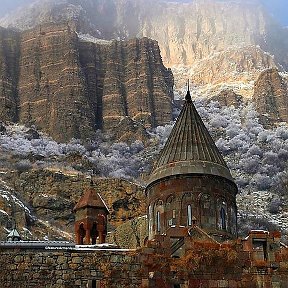 Фотография "Գեղարդի վանքը,Монастырь Гегард"