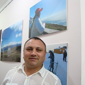 Фотография "Фотовыставка - Откуда приходит время. - г. Киев, май 2013 год."