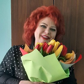 Фотография "07.03.3023! Прекрасные тюльпаны  и поздравления от моего коллектива! Огромное всем спасибо !"
