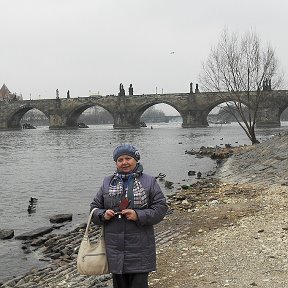 Фотография "Вид на Карлов мост..30 скульптур украшают его..."