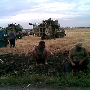 Фотография "После ужина
    на уборке."