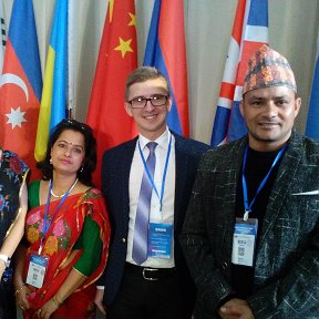 Фотография "С представителями образования стран Индии, Перу, Непала, Азербайджана на международном образовательном форуме в Китае. В выступлении каждого делегата надежда на сотрудничество. Образование, действительно, не знает границ. И это очень радует!"