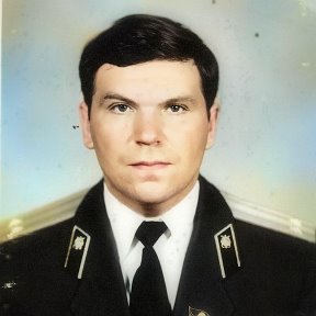 Фотография "Подполковник. 10 июня 1988 года в 33 года. И все- финиш. А дальше-увольнение по реорганизации Симферопольского ВВПСУ."
