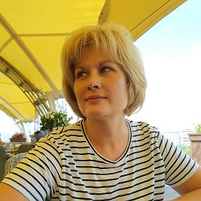 Дина Сафонова