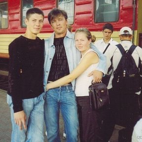 Фотография "Киев 2007 год. Я и мои дети."