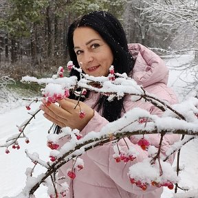 Фотография "А я всё же ВЕРЮ....
ВЕРЮ, что желания исполняются..
ВЕРЮ, что каждая зима своими метелями уносит всё плохое..
ВЕРЮ, что каждая снежинка - это капелька счастья...
МЕЧТАЙТЕ.... ЖЕЛАЙТЕ... И верьте со мной!!!😍😍😍😍😍😍😍😍😍"