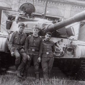 Фотография "В командировке. Пархим земля Мекленбург-Передняя Померания, 3 отдельный танковый батальон, 33 полк."