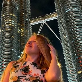 Фотография "Башни Петронáс - самые высокие башни-близнецы в мире. Kuala Lumpur, Малайзия. 12 марта 2020."