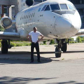 Фотография "самолёт назарбаева серёга служил же ВВС ваимя бога и не бес теперь служу ВВС 732"