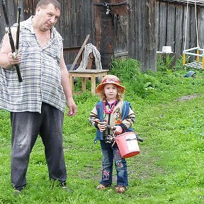 Фотография "мы с дочей пошли на рыбалку,берегись КАРАСИ, ни ОДНОГО ни помали"