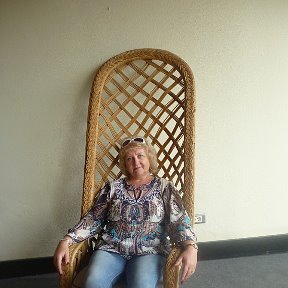 Фотография "Вот такие кресла в фойе отеля."