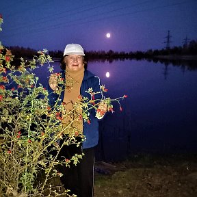 Фотография "Началось полнолуние. Клюет плохо, но мы свою норму рыбки наловили... 28.09.2023."