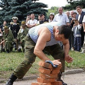 Фотография "Боюсь опозорить ветеранов, уж столько глаз смотрят!!!"