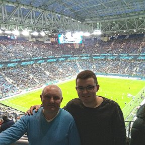 Фотография "Я с сыном на матче Россия-Франция"