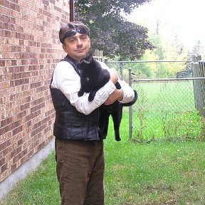 Фотография "Наша Кошка Лиса и я. Торонто, Канада, 2007, Октябрь."