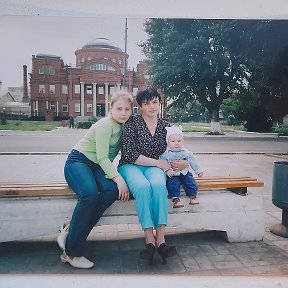 Фотография "Я и мои детки 19 лет назад....Время неуловимо бежит....."