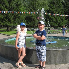 Фотография "это мы в парке Мояквского"