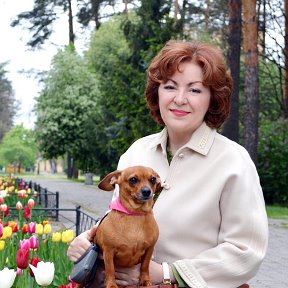 Фотография "Японцы весной любуются на цветущую сакуру... А мы - на то, что цветёт в ближайшем парке.))"