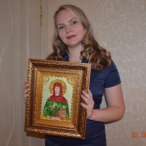 Фотография "Икона Святой Зинаиды, размер 17 на 23 см. в двойной багетной раме"