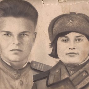 Фотография "Мои родители  Новиковы  Василий Александрович и Елизавета Афанасьевна  (Алёшина ) 1943 год"