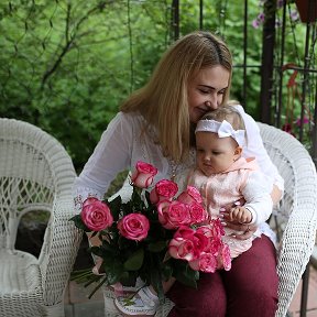 Фотография "1 годик нашей принцессе!
Будь самой счастливой, девочка моя!"