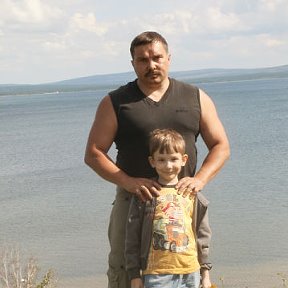 Фотография "Я с сыном Николаем на Арахлее. 2 июля 2012."