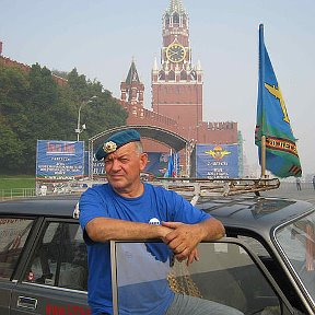 Фотография ""На БронетранспоНтёре!"- в любой уголок страны! И даже - на Красную Площадь!"