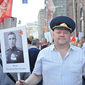 Фотография "На шествии Бессмертного Полка 2016.05.09 внук и два деда."