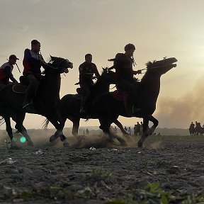 Фотография от Дамирбек Бейшенбеков