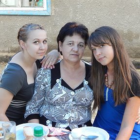 Фотография "мои старшие внучки алена и ирина"