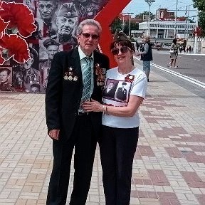 Фотография "Мы, в день Победы на площади А В. Суворова."