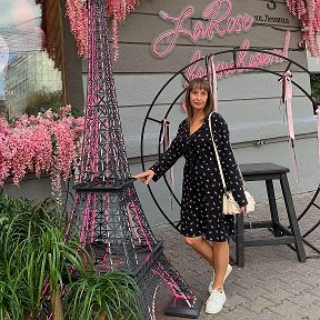 Фотография "Не в Париже конечно, но все же с башней!"