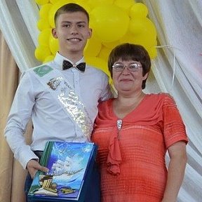Фотография "Я с младшим сыном Славой на выпускном!"
