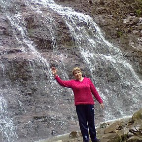 Фотография "водопад в горах- 46 мнтров"