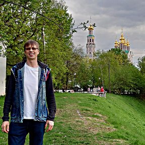 Фотография "Печальна ночь,
Капризен день,
И прячет дождь
Рассвета тень.
Туда, где ждут
Снять урожай,
Я ухожу,
Не провожай.
Константин Кинчев.
Плач.
Алиса.
Богородице-Смоленский Новодевичий женский монастырь,
Большой Новодевичий пруд,
Малый Новодевичий пруд,
Парк Новодевичьи Пруды,
район Хамовники,
Центральный административный округ,
Россия. 
май 2024 год 
#EugeneRamos #фотограф #КонстантинКинчев #Плач
#Алиса #БогородицеСмоленскийНоводевичийженскиймонастырь #БольшойНоводевичийпруд #МалыйНоводевичийпруд #ПаркНоводевичьиПруды #районХамовники #цао_Москва #Москва #Россия"