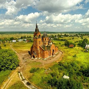 Фотография от Введенский храм села Пёт