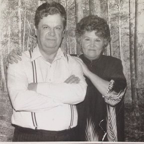 Фотография "мои  родители геннадий  павлович  илюдмила  михайловна"
