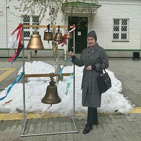 Фотография "На территории храма в день светлой Пасхи 05 мая 2024 г"