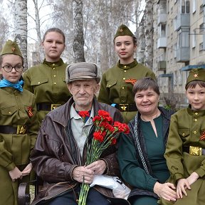 Фотография "Поздравление ветерана"