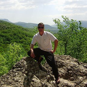 Фотография "ГОРЫ КРЫМА!ПОДЬЁМ К ВОДАПАДУ И К КРАСНЫМ ПЕЩЕРАМ!"