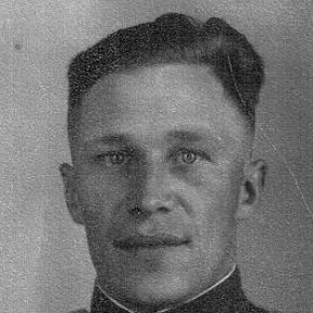 Фотография "Веселов Анатолий Ильич, мой дед. Фото 02 июля 1945 года."