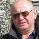 Виктор Лукьянов