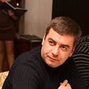Роман Нестеренко