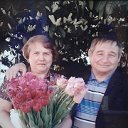 Таня и Саша Барсуковы