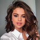 Selena Gomez Official