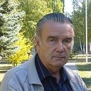Борис Родионов