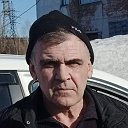 Миша Сомиков