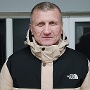 Алексей Вахрушев