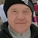 Константин Базурин